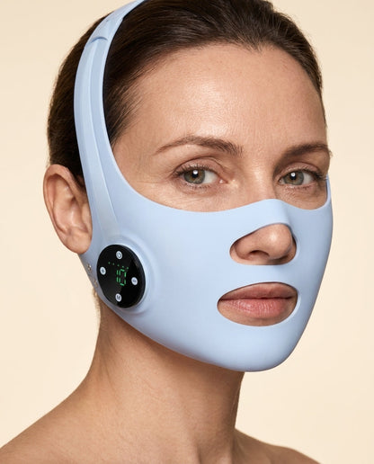Mujer llevando la máscara Dolce Lift V de frente
